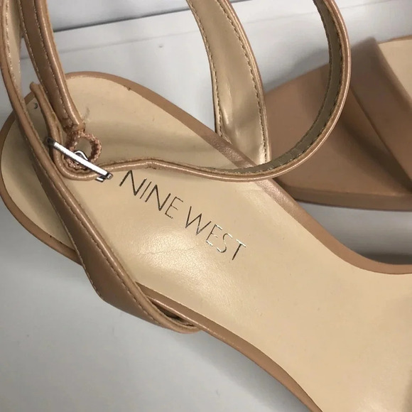 NINE WEST Ankle Wrap Heela - Picture 2 of 8